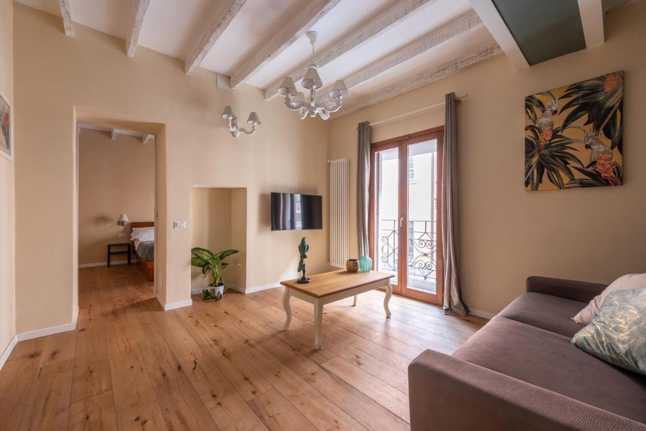 We Home - Tadino House - Porta Venezia, Milano Esterno foto