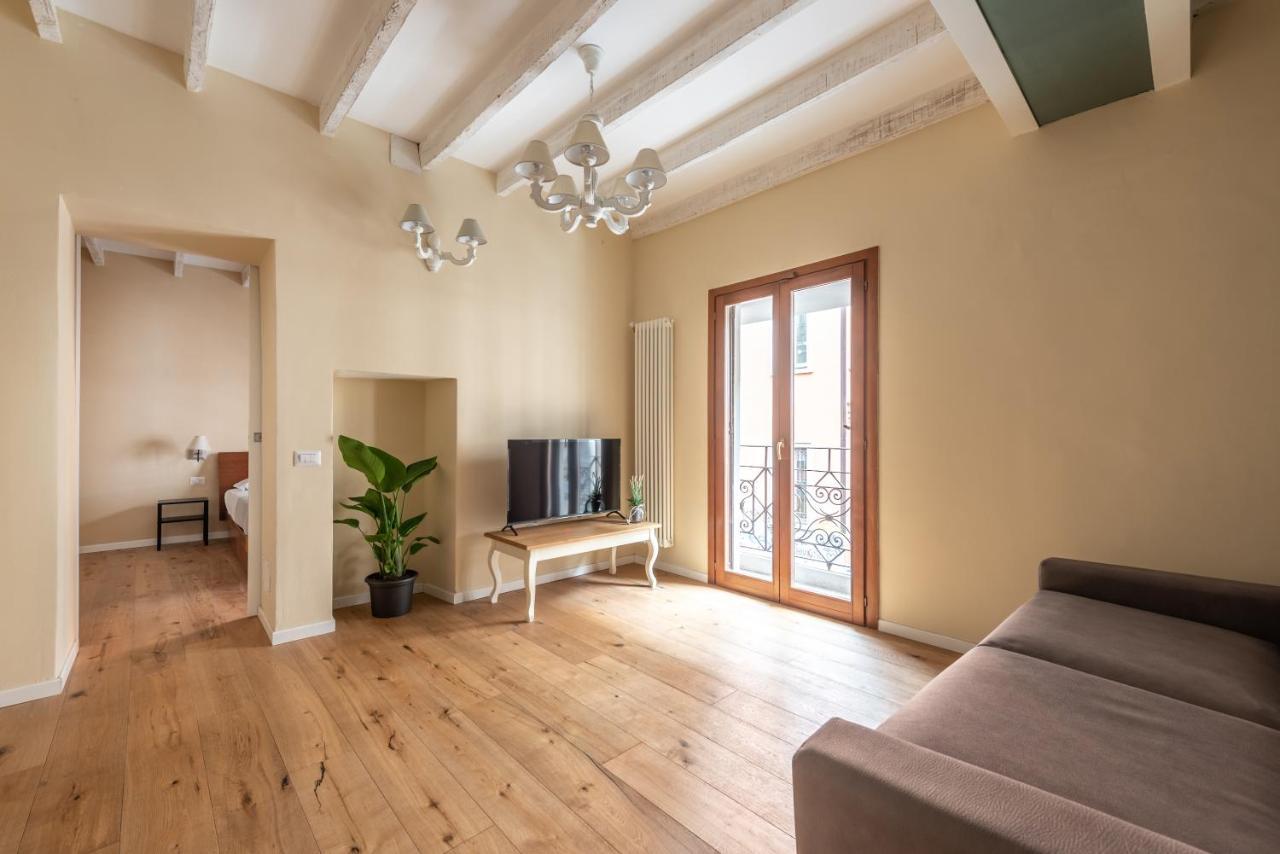 We Home - Tadino House - Porta Venezia, Milano Esterno foto